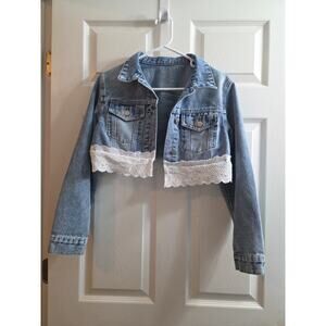 Dazy Women's Denim Crop Jacket With White Lace Trim Long Sleeve Country Med